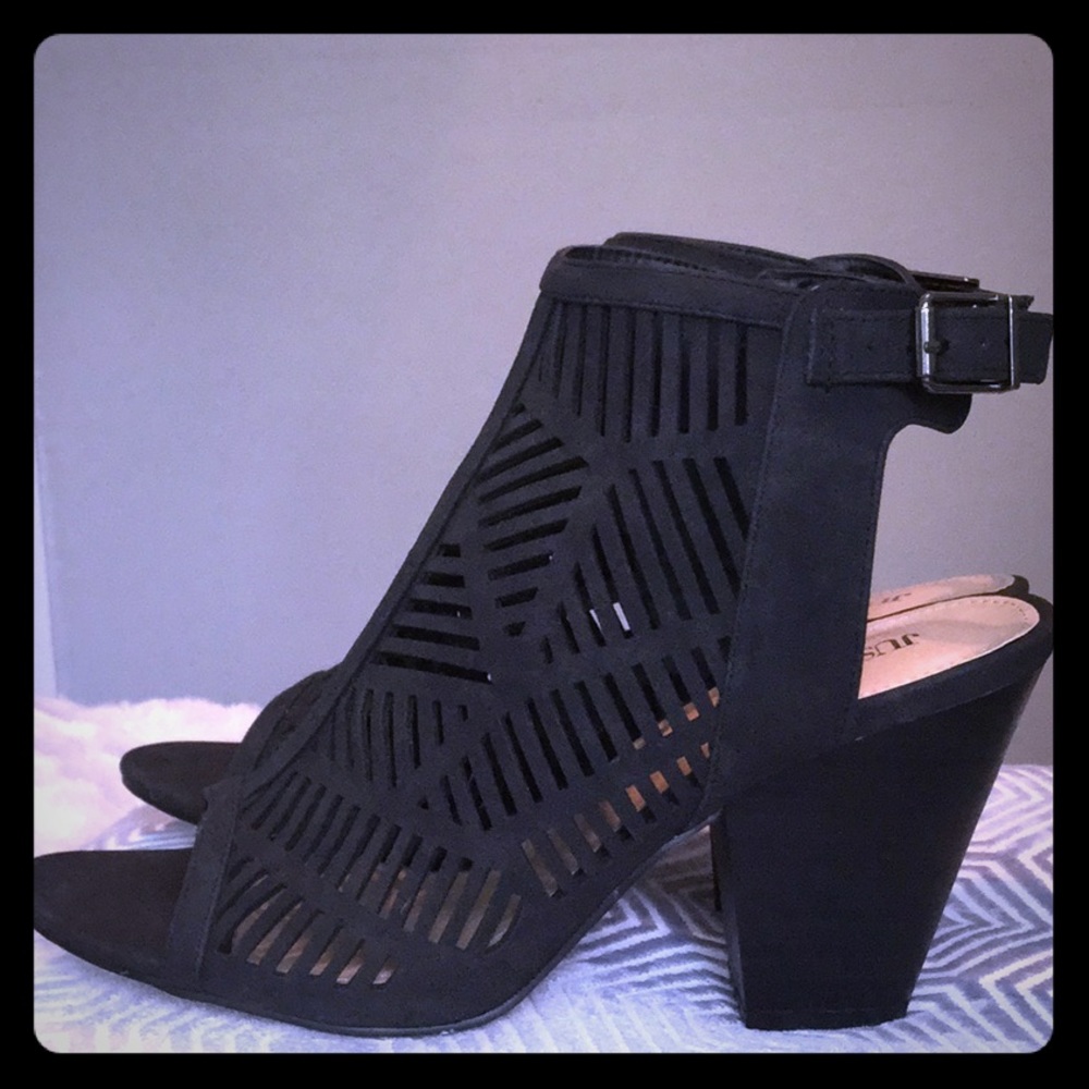 🖤JustFab Coral Caged Heeled Sandal🖤